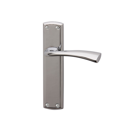 GROSVENOR POL'D CHROME LEVER LATCH FURN